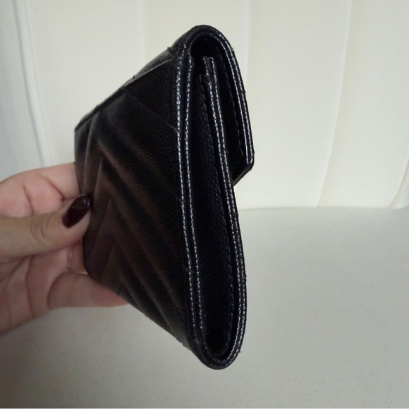 Saint Laurent CASSANDRE MATELASSÉ BLACK ENVELOPE WALLET GRAIN DE POUDRE LEATHER - Picture 7 of 12